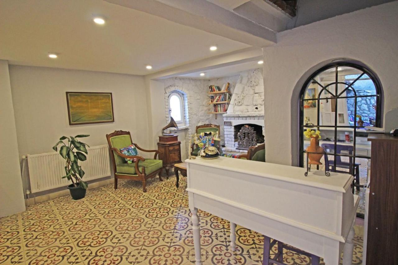 Eflatun Konuk Evi Hotell Çanakkale Eksteriør bilde